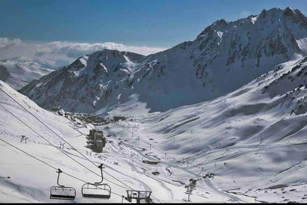 Appt chaleureux idéal pour 4 personnes au pied des pistes - draps et linges de toilette non fournis La Mongie Esterno foto